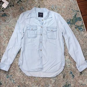 AE Button Up